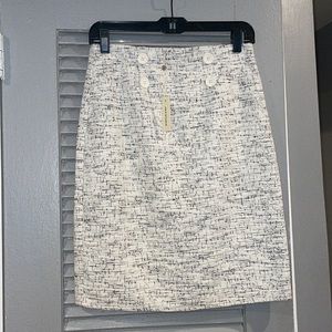 Max studio - business skirt - gray and white - size small NWT
